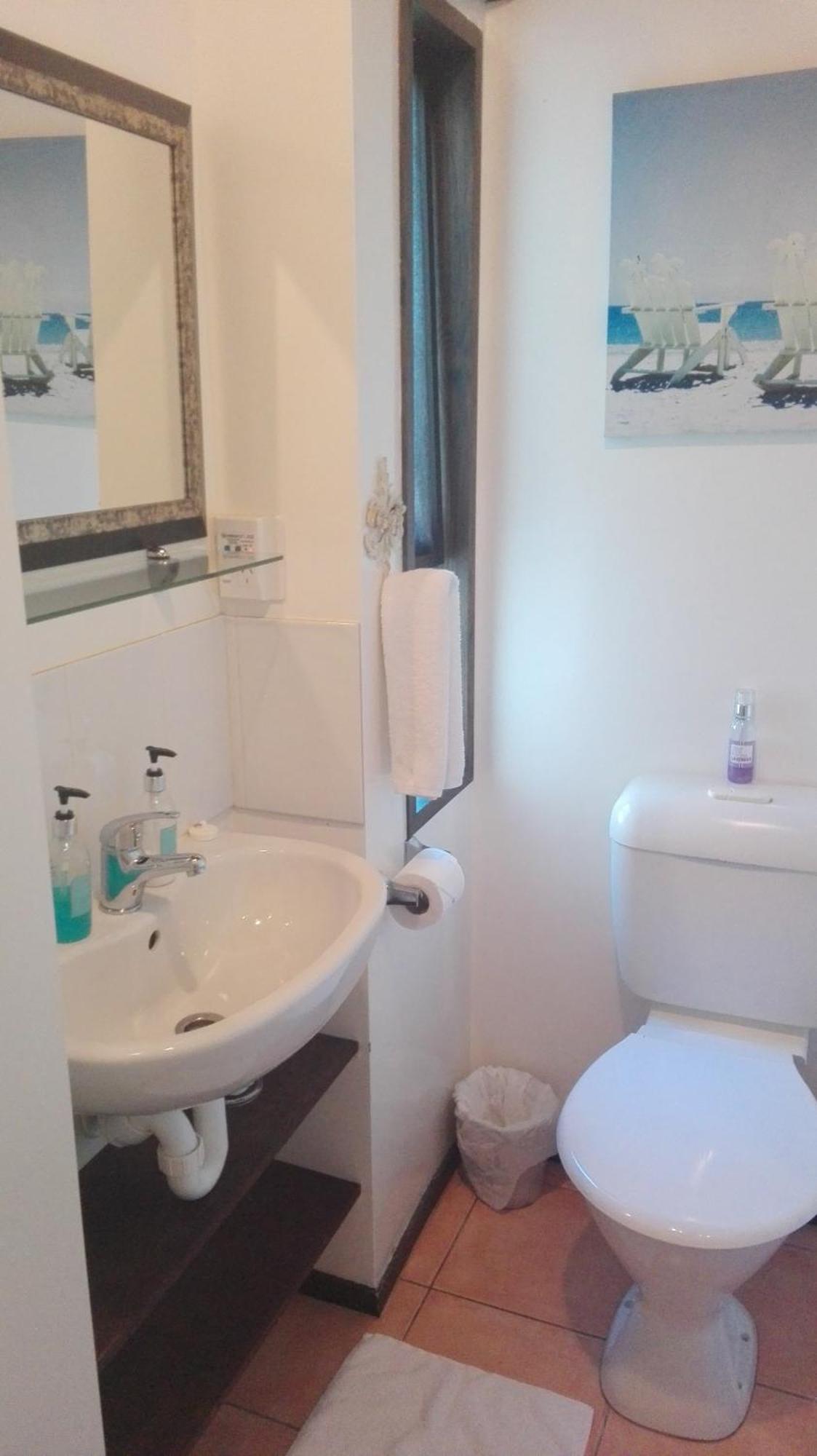 Waters Edge B&B Каитаиа Экстерьер фото